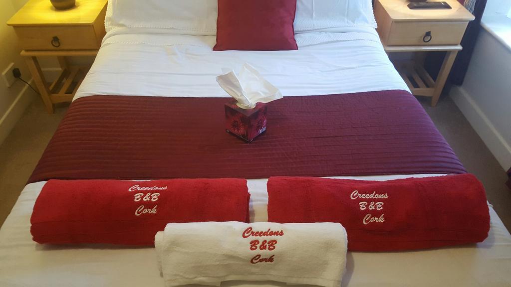 Creedons Traditional Irish Welcome Inn B&B Cork Dış mekan fotoğraf